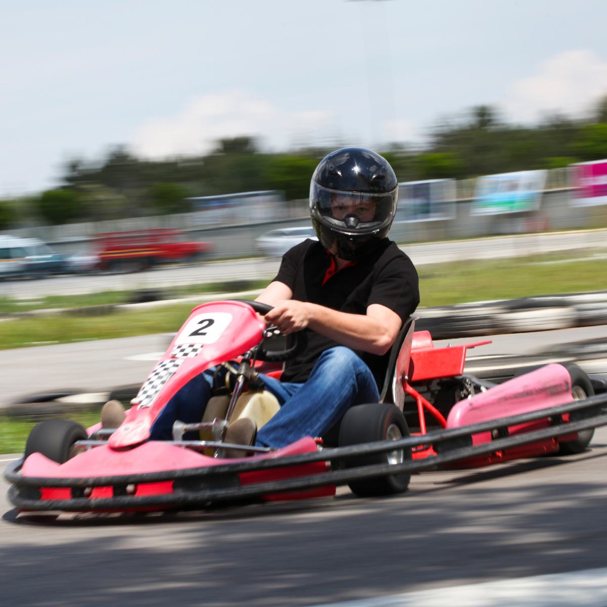 Karting en Alicante para Despedidas de Soltero/a - Vive la Velocidad y la Competición